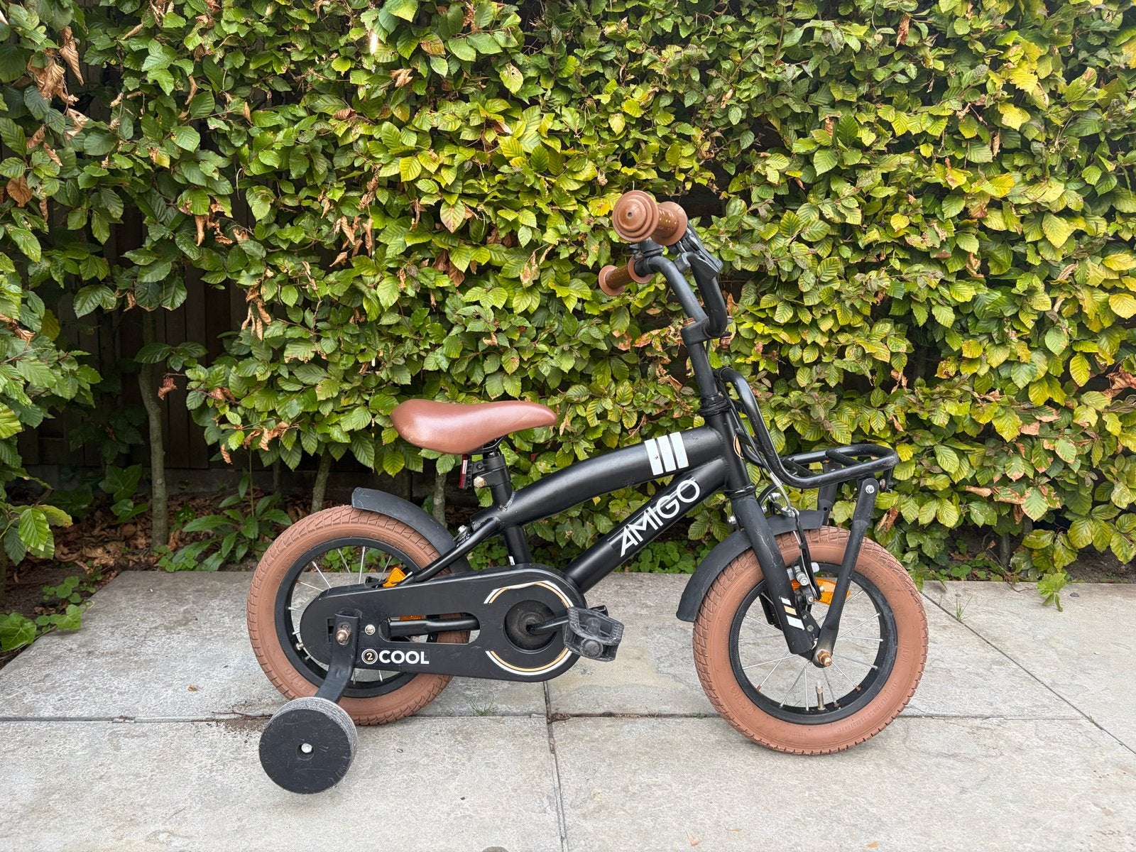 Foto 4 van Amigo Kinderfiets 12 inch met zijwieltjes