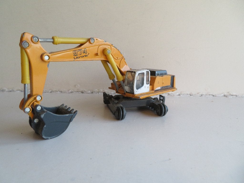 Siku Liebherr 974 Litronic graafmachine 1:87 opknapper, Ophalen of Verzenden, Gebruikt, Hijskraan, Tractor of Landbouw, SIKU