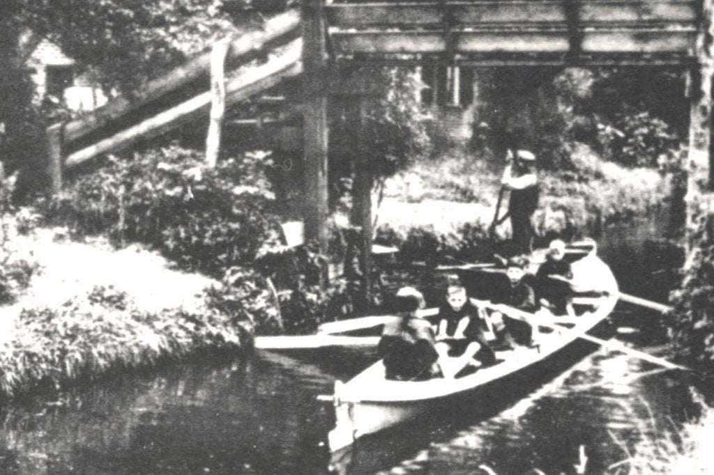 968218	Giethoorn	jr 50 60	 	 	Gelopen met postzegel, Ophalen of Verzenden, 1940 tot 1960, Gelopen, Overijssel