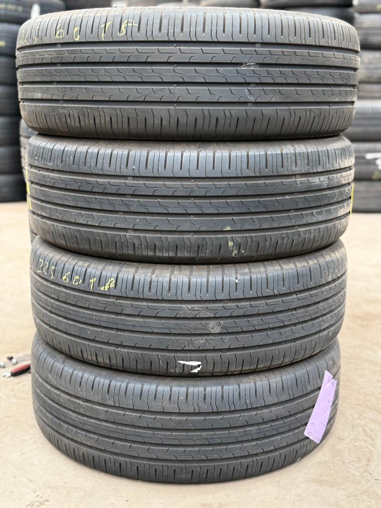 225/60r18 Continental zomerbanden set, Ophalen, 18 inch, Gebruikt, Band(en)