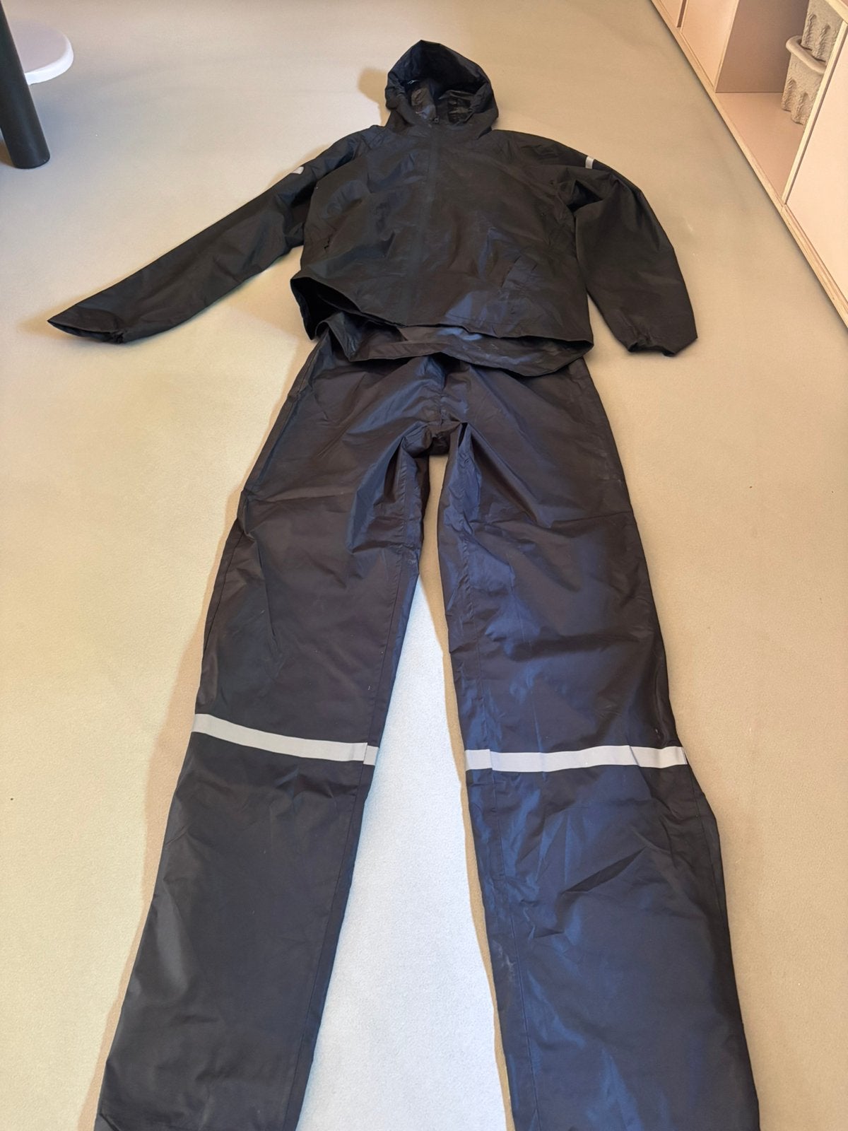 HEMA regenpak maat XS - Nooit gedragen, Ophalen of Verzenden, Nieuw, Regenponcho, Dames