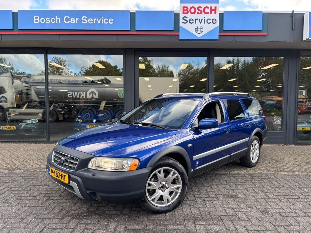Volvo XC70 2.4 D5 Ocean Race Automaat Full options!, Auto's, Automaat, 1694 kg, 197 €/maand, Xenon verlichting