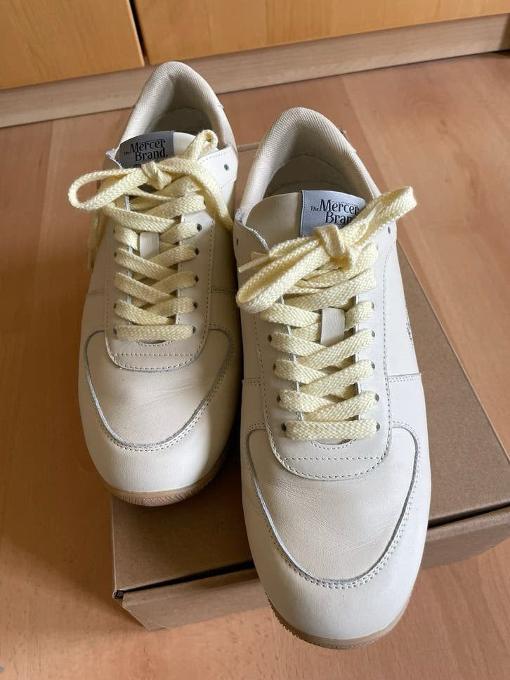 Sneakers mercer als nieuw maat 40, Overige merken, L00, Schoenen, Ophalen of Verzenden