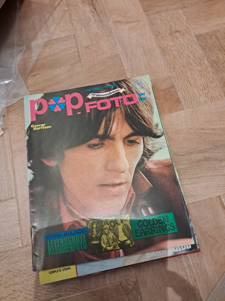 Popfoto - Incl. zgan Superposter The Golden Earrings, Ophalen of Verzenden, Zo goed als nieuw, Boek, Tijdschrift of Artikel