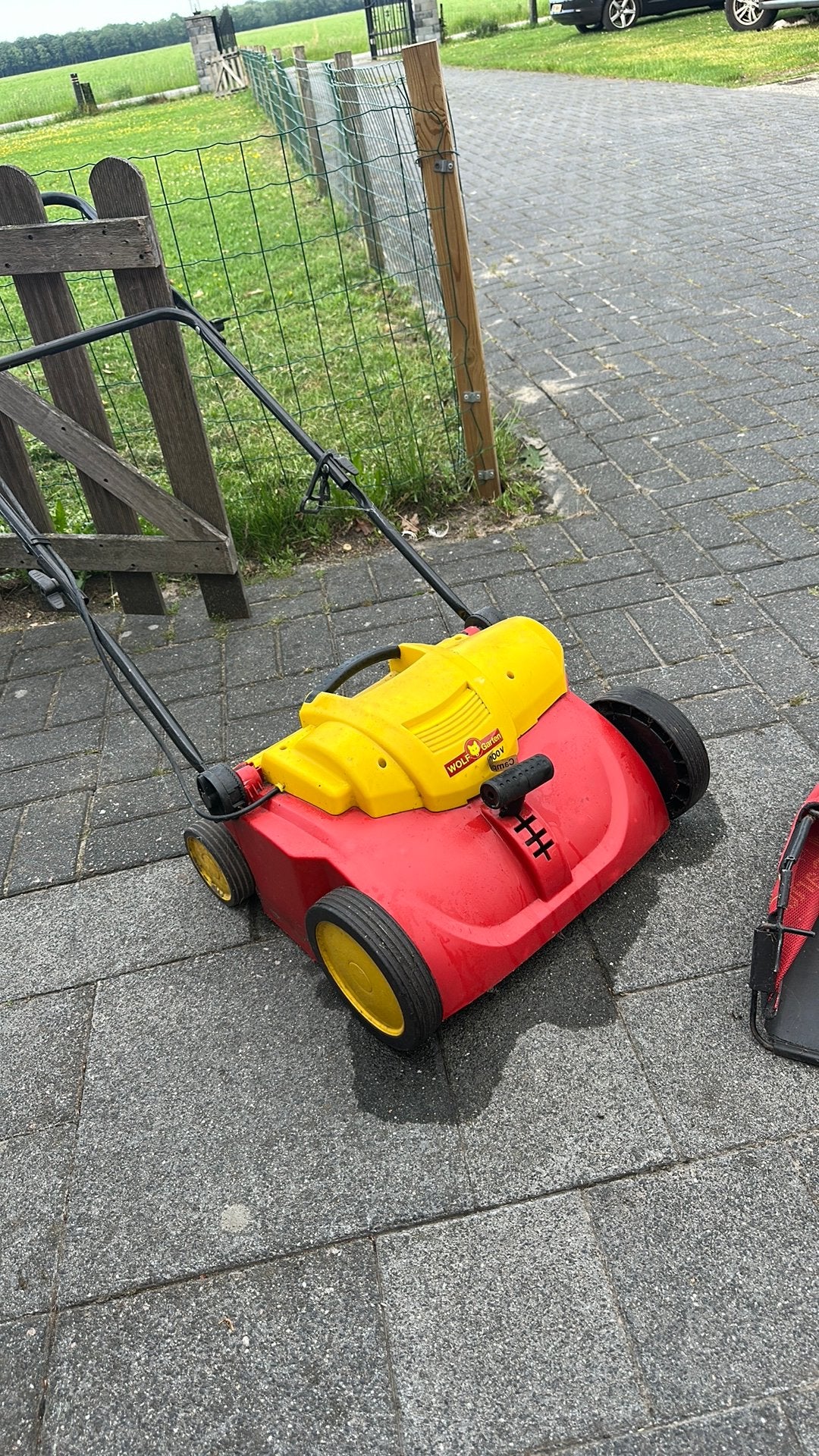Verticuteer machine met hoes wolf garten, Ophalen of Verzenden, Zo goed als nieuw, Elektrisch