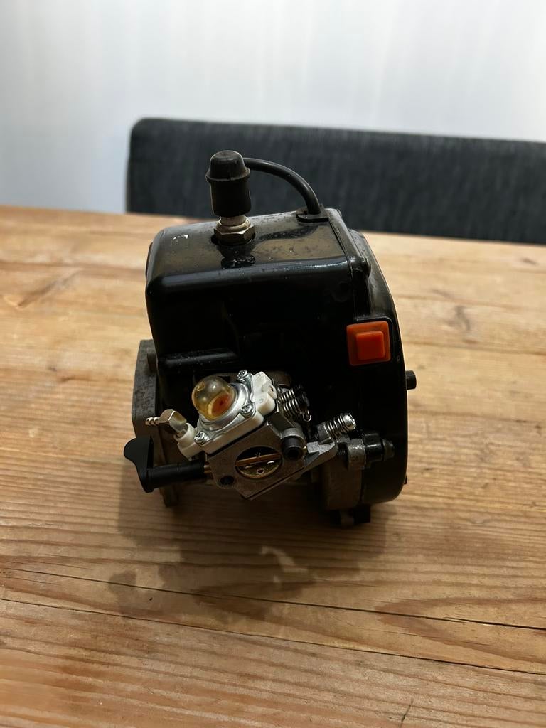 Chung Yang 2 bouts motor 26cc, Ophalen of Verzenden, Gebruikt, 1:5 t/m 1:8, Auto
