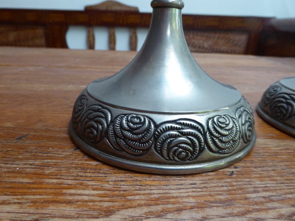 2 art deco metalen kandelaars, Antiek en Kunst, Antiek | Kandelaars, Ophalen of Verzenden, Overige materialen