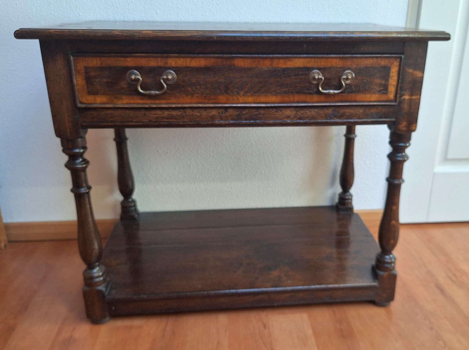 Mooie vintage bijzettafel, eikenhout, Huis en Inrichting, Ophalen, 50 tot 100 cm, Eikenhout, Zo goed als nieuw