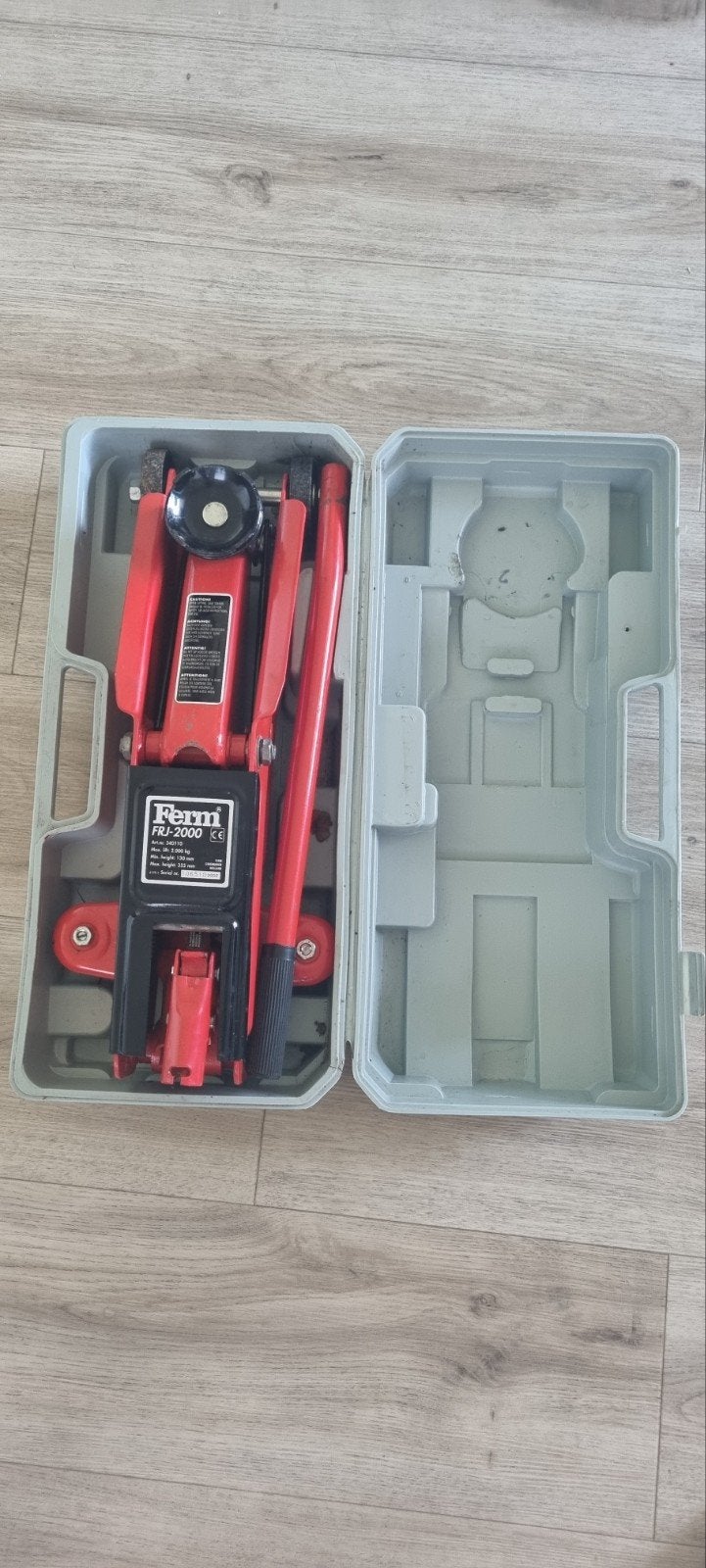 Ferm FRJ-2000 Garagekrik - 2000 kg hefvermogen, Ophalen, Zo goed als nieuw, Hydraulisch, Garagekrik