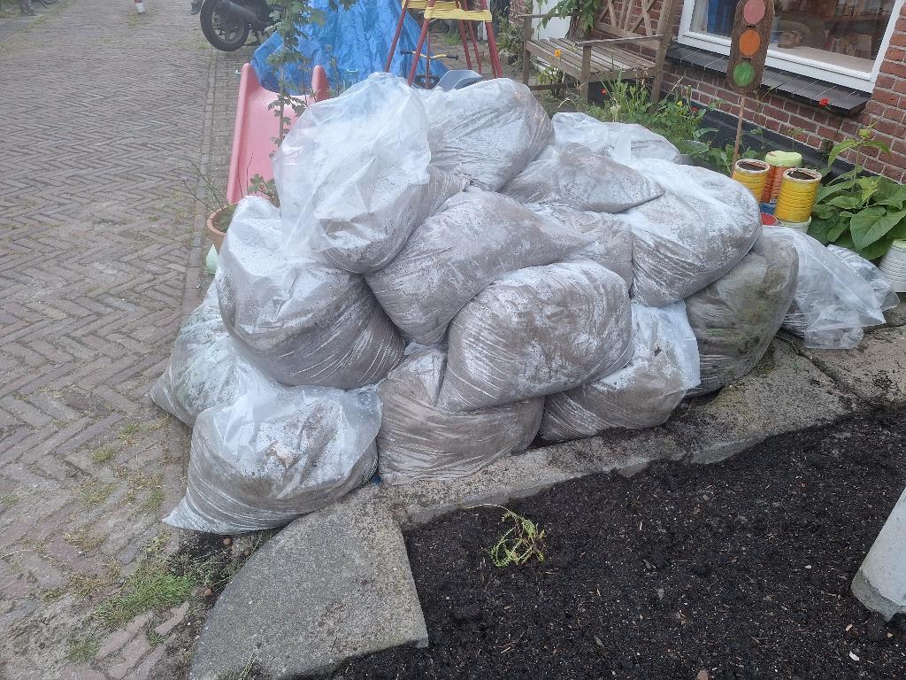 Gratis af te halen: zand, Tuin en Terras, Zand, Ophalen, Ophoogzand
