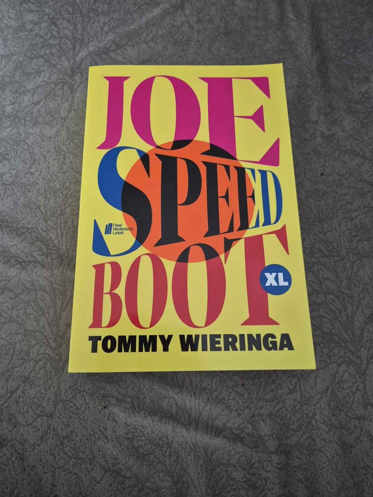 Boek Joe speedboot xl versie, Tommy Wieringa, Ophalen of Verzenden, Zo goed als nieuw, Nederland