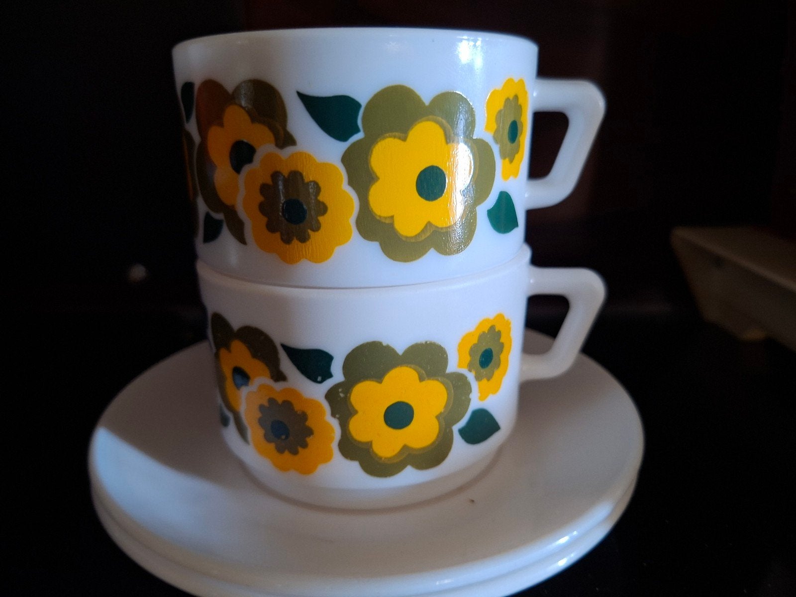 2 nette kleine kopjes Arcopal kop en schotels, Verzamelen, Retro, Ophalen of Verzenden, Huis en Inrichting