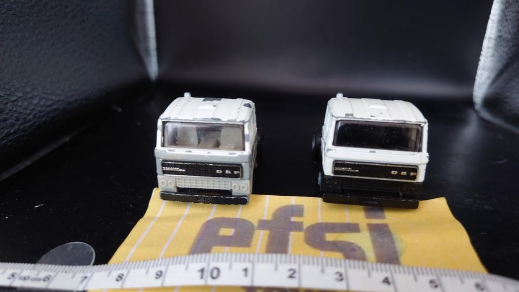 2x Efsi Toys Holland DAF Truck 3300 en 2800, Hobby en Vrije tijd, Modelauto's | 1:87, Ophalen of Verzenden, Bus of Vrachtwagen