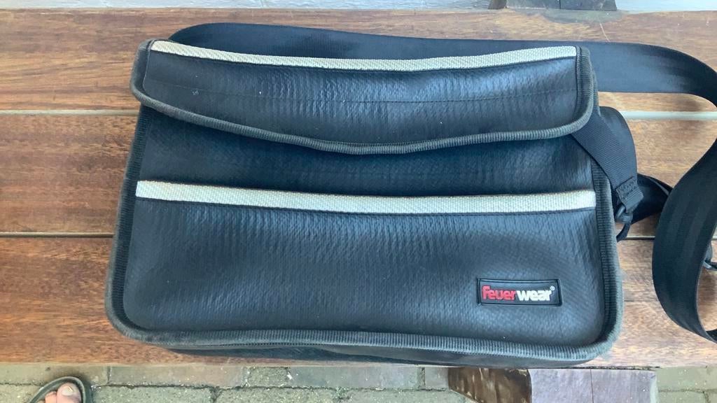 Feuer wear tas, Ophalen of Verzenden, Gebruikt