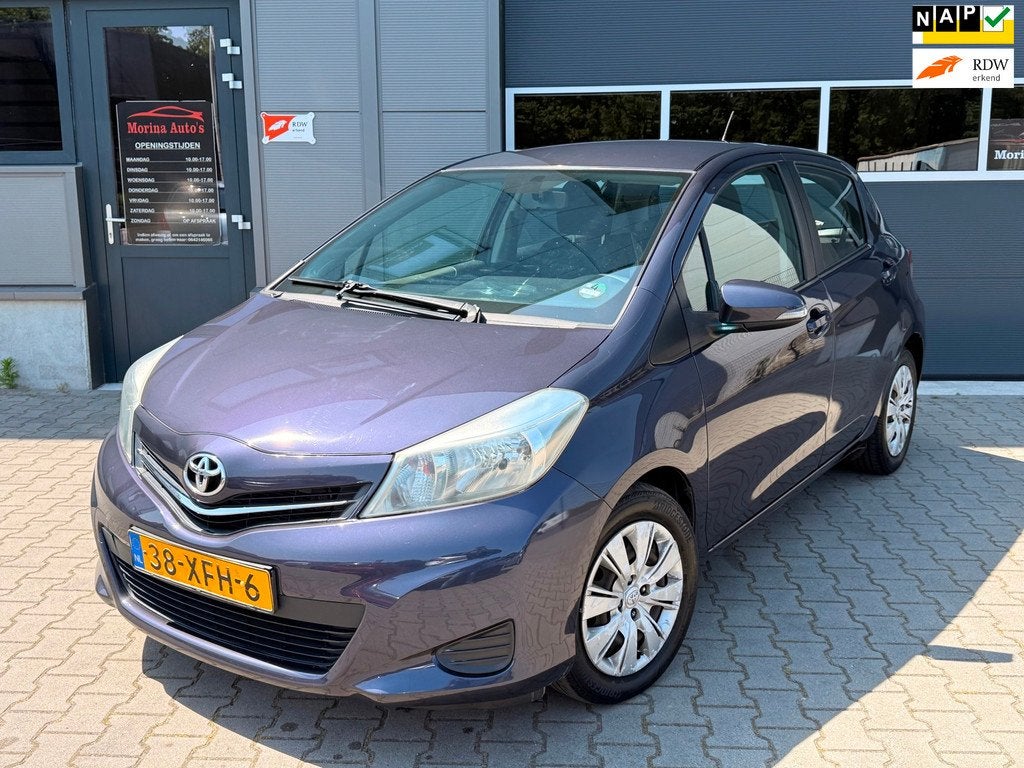 Toyota Yaris 1.3 VVT-i Aspiration, Auto's, Voorwielaandrijving, Euro 5, Stof, 4 cilinders