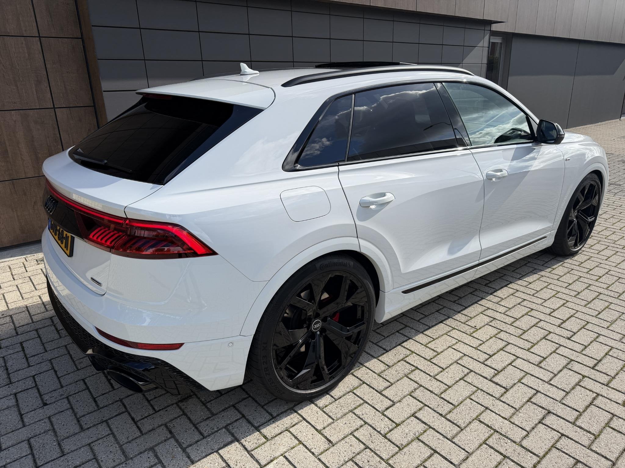 Audi Q8 60 TFSI e quattro Pro Line S Competition Panorama, Auto's, Automaat, Gebruikt, 2995 cc, 462 pk