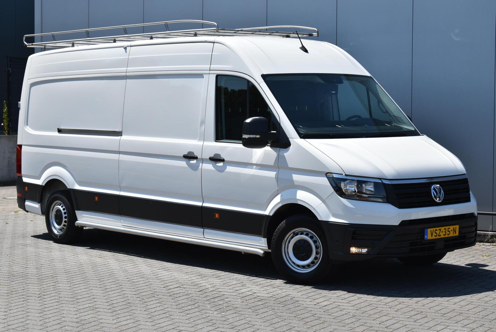 Volkswagen Crafter 2.0 TDI L4H3 140 Pk Airco Cruise Camera, 2126 kg, Stof, 4 cilinders, Volkswagen