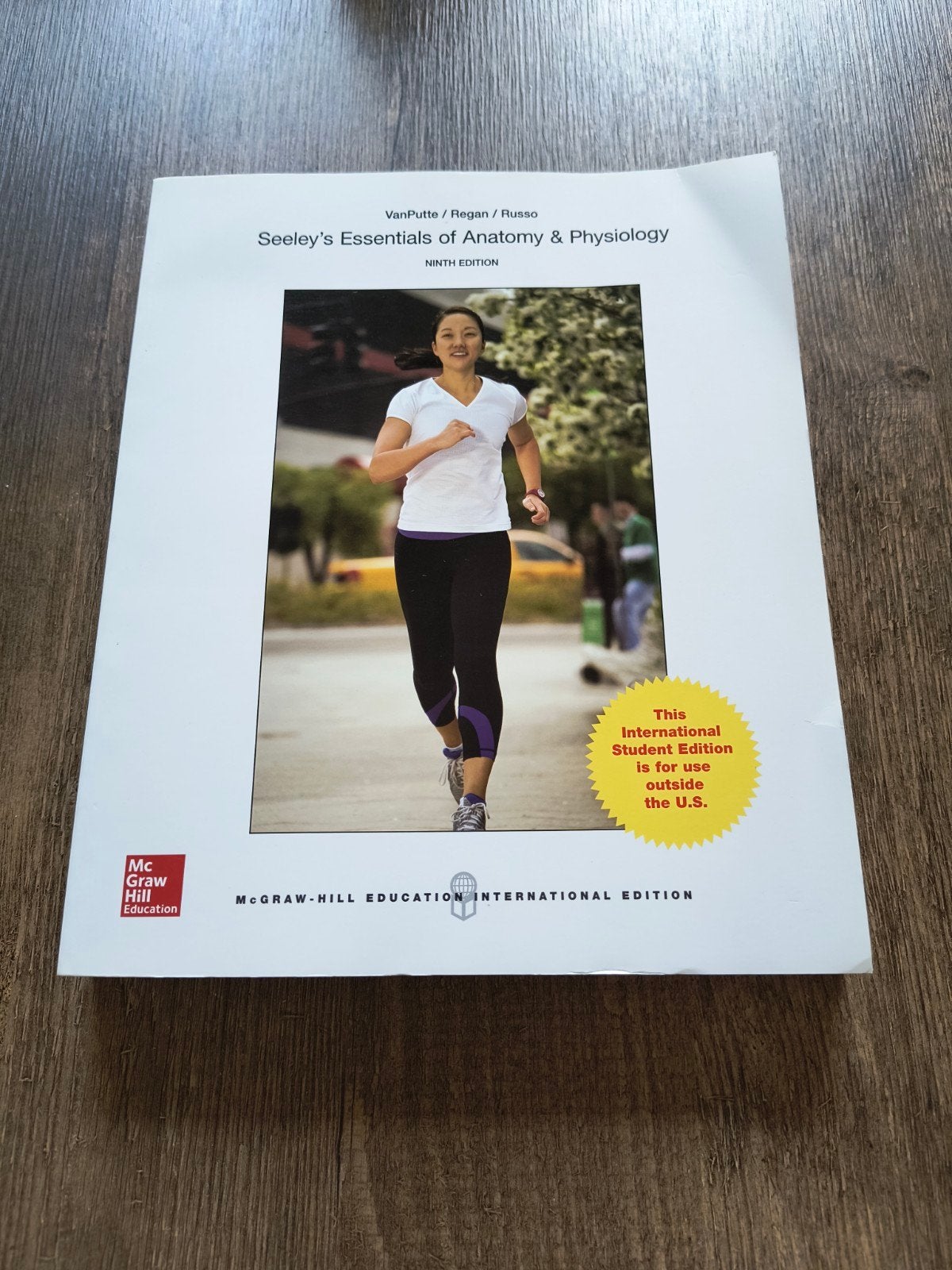 Seeley's Essentials of Anatomy & Physiology, Zo goed als nieuw, VanPutte, Regan, Russo, Beta, HBO