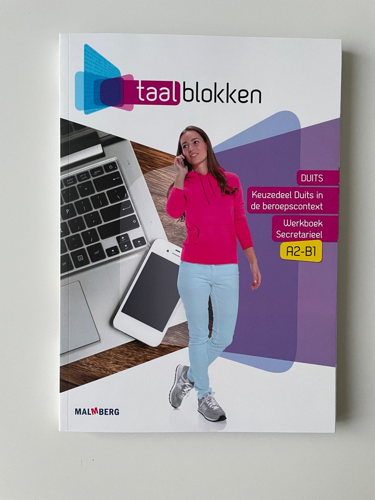 Taalblokken Duits Werkboek Secretarieel A2-B1, Ophalen of Verzenden, Zo goed als nieuw, MBO
