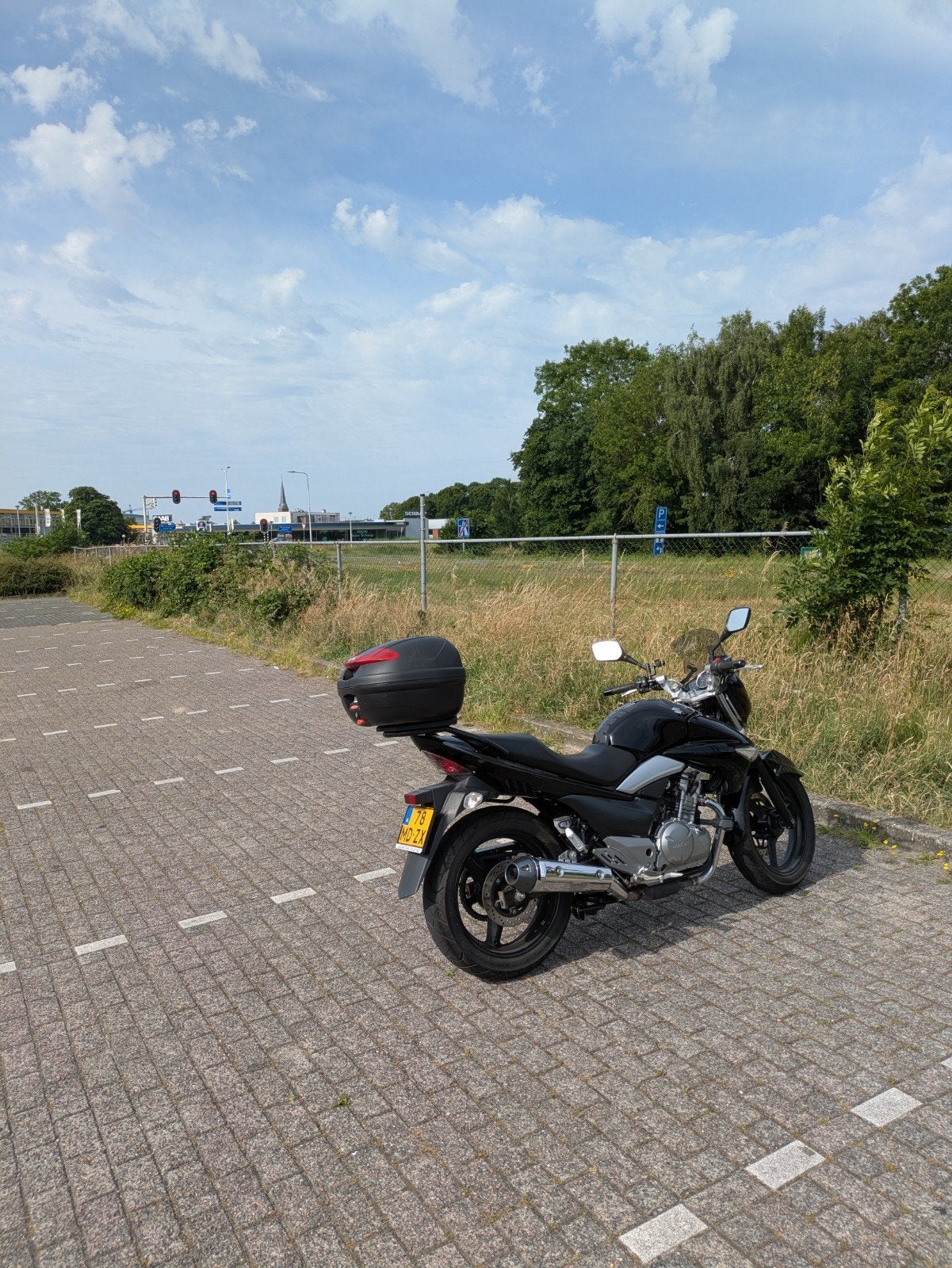 Suzuki Inazuma GW250 zwart 18.500km, 250 cc, Particulier, Minimaal motorrijbewijs A2, 12 t/m 35 kW