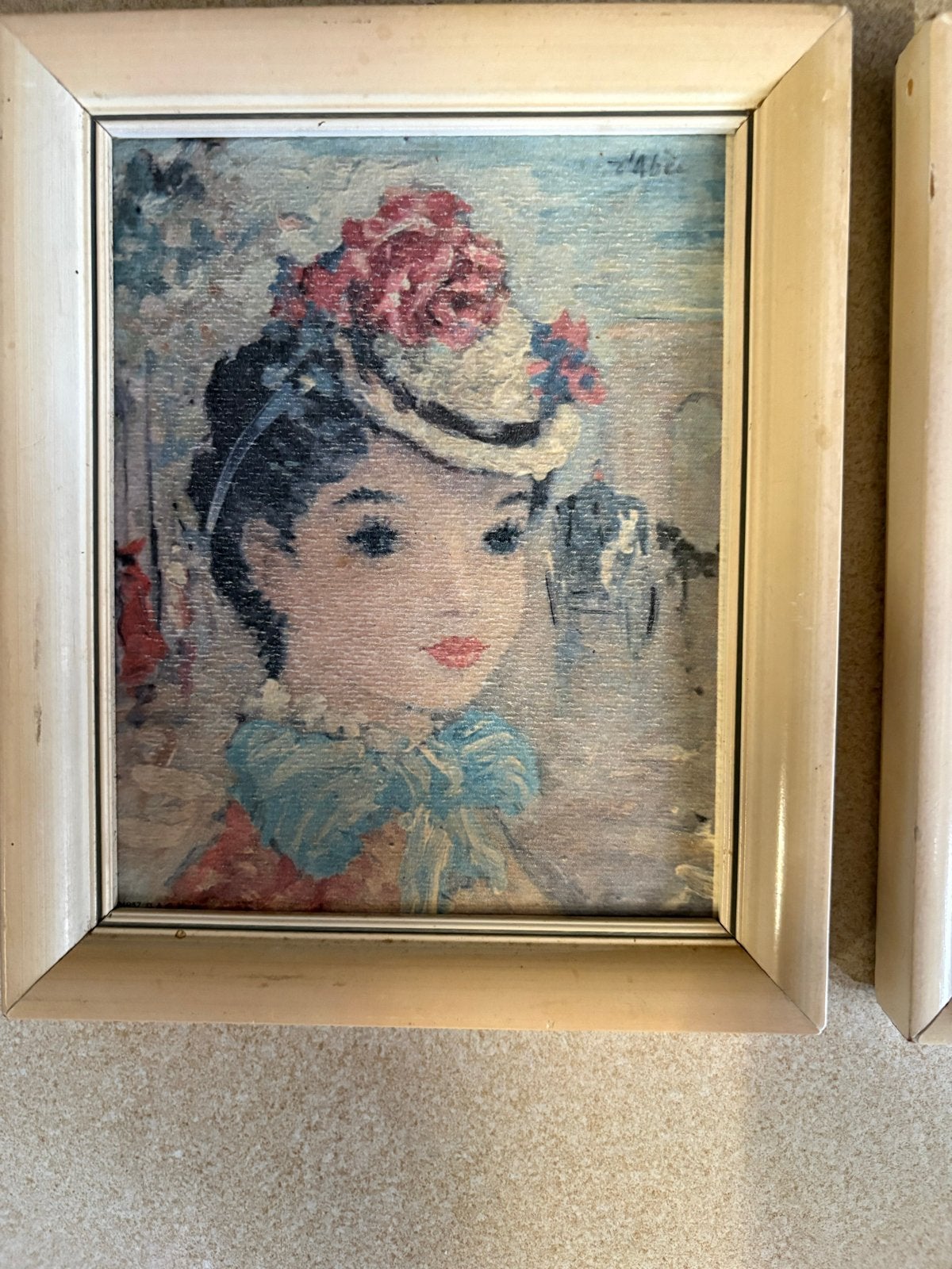 Twee ingelijste vintage portretten van meisjes, Antiek en Kunst, Doek, Portret of Personen, Ophalen of Verzenden, Gesigneerd