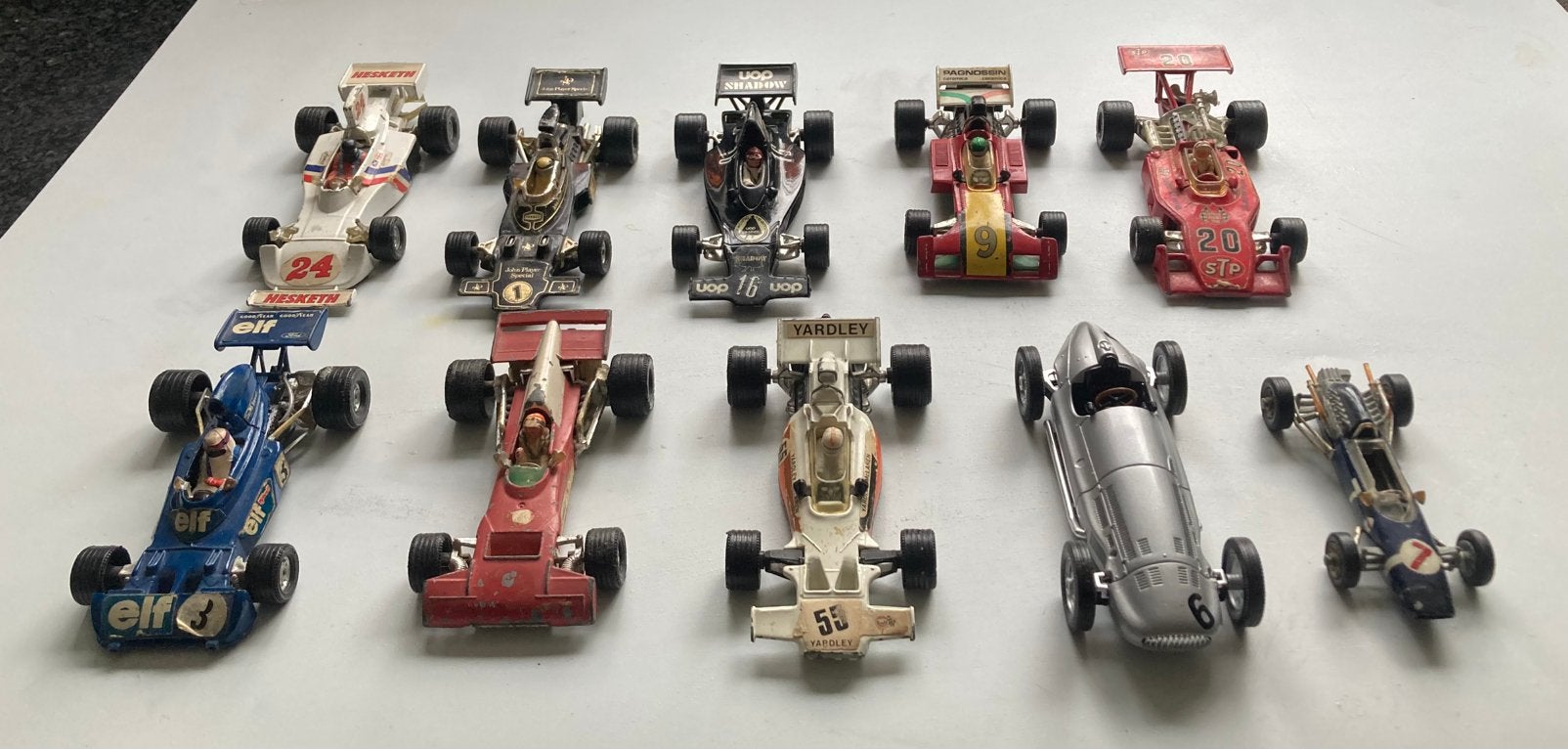 9 x corgi F1 + 1 x indycar, Ophalen of Verzenden, Gebruikt, Auto