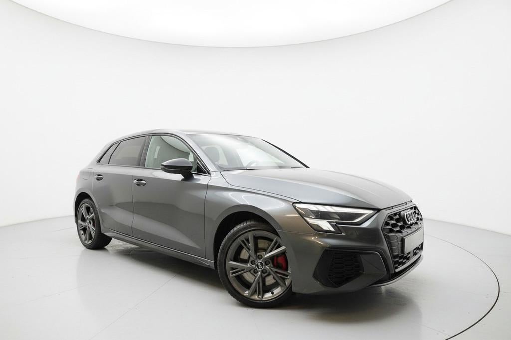Audi A3 Sportback 45 TFSI e 3x S LINE VIRTUAL LEER MATRIX, Gebruikt, 4 cilinders, Automatische klimaatregeling, Leder en Stof