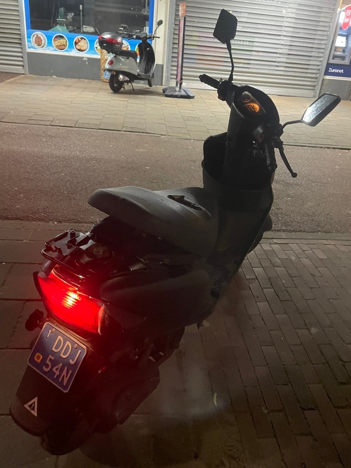 Scooter met blauw kenteken - 60km/u - Reparatie nodig, Fietsen en Brommers, Ophalen, Gebruikt, Benzine, Overige merken