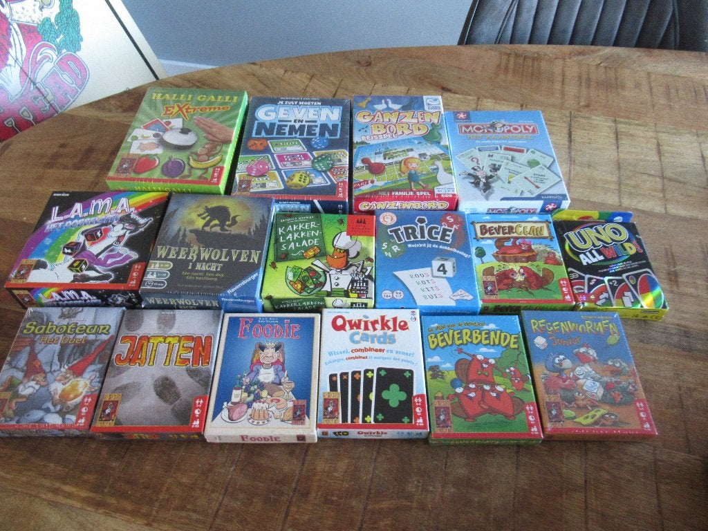 16 kleine NIEUWE!!! spelletjes reisspel. o.a Halli Galli., Vijf spelers of meer, Ophalen of Verzenden, Nieuw, Reisspel