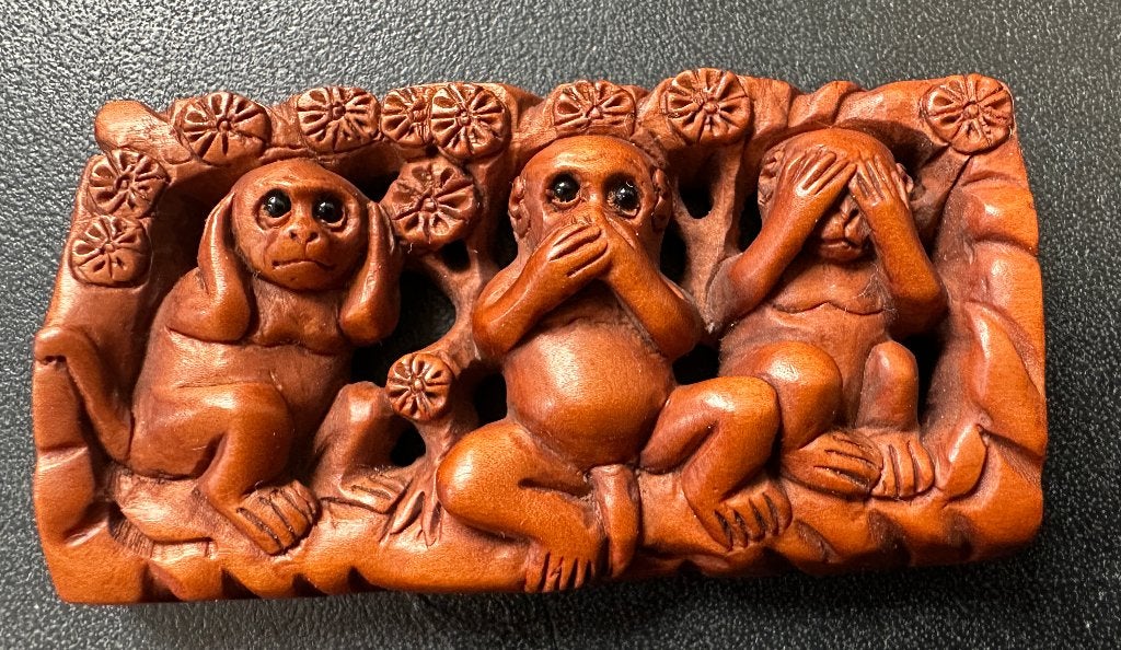Boxwood Netsuke van drie aapjes Horen Zien en Zwijgen, Antiek en Kunst, Kunst | Niet-Westerse kunst, Hout, Bruin, Ophalen of Verzenden