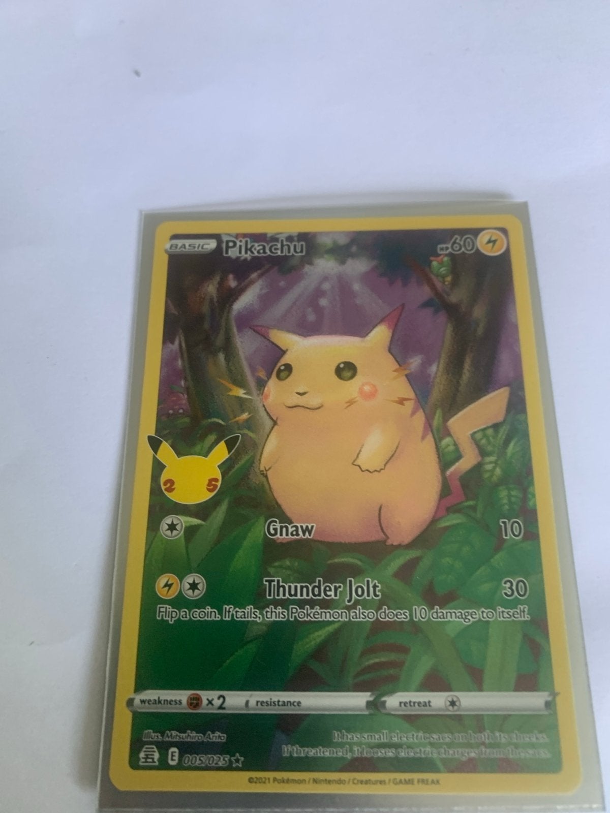 Pikachu Celebrations 005/025 Pokémon Kaart, Ophalen, Zo goed als nieuw, Losse kaart