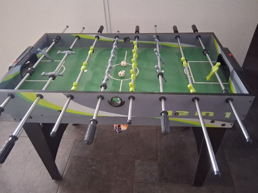 Mooie multifunctionele speeltafel voor sporten, Sport en Fitness, Ophalen, Gebruikt