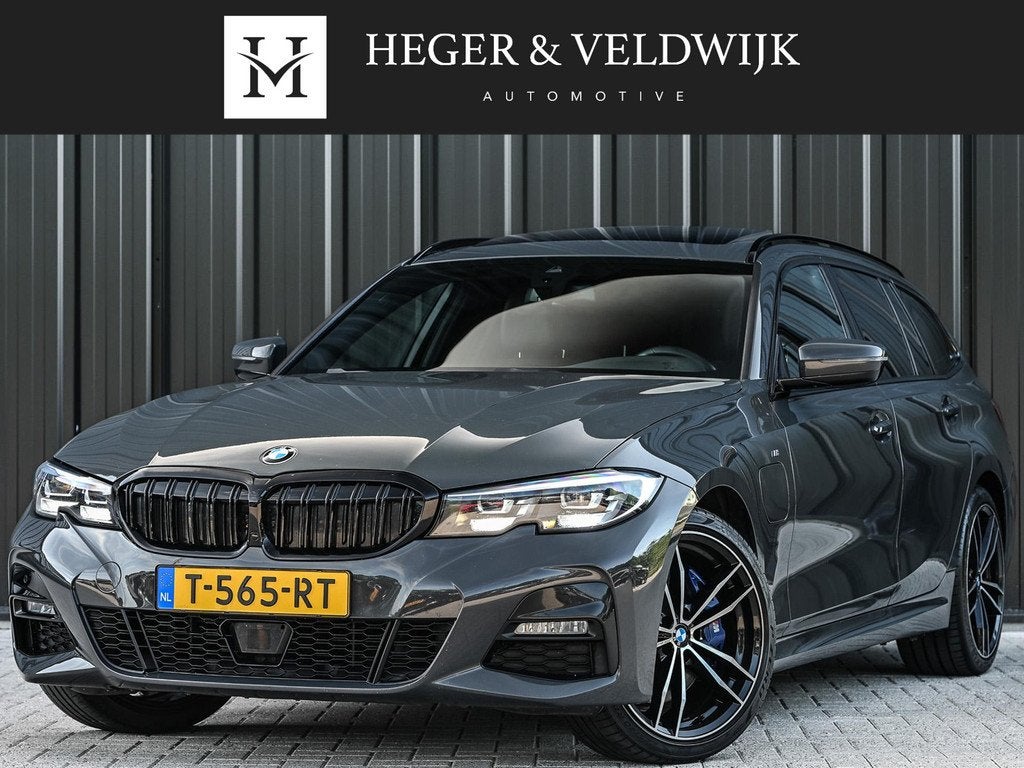 BMW 3-serie Touring 330e High Executive | M-Sport | Panorama, Auto's, BMW, 1998 cc, Achterwielaandrijving, Gebruikt, 4 cilinders