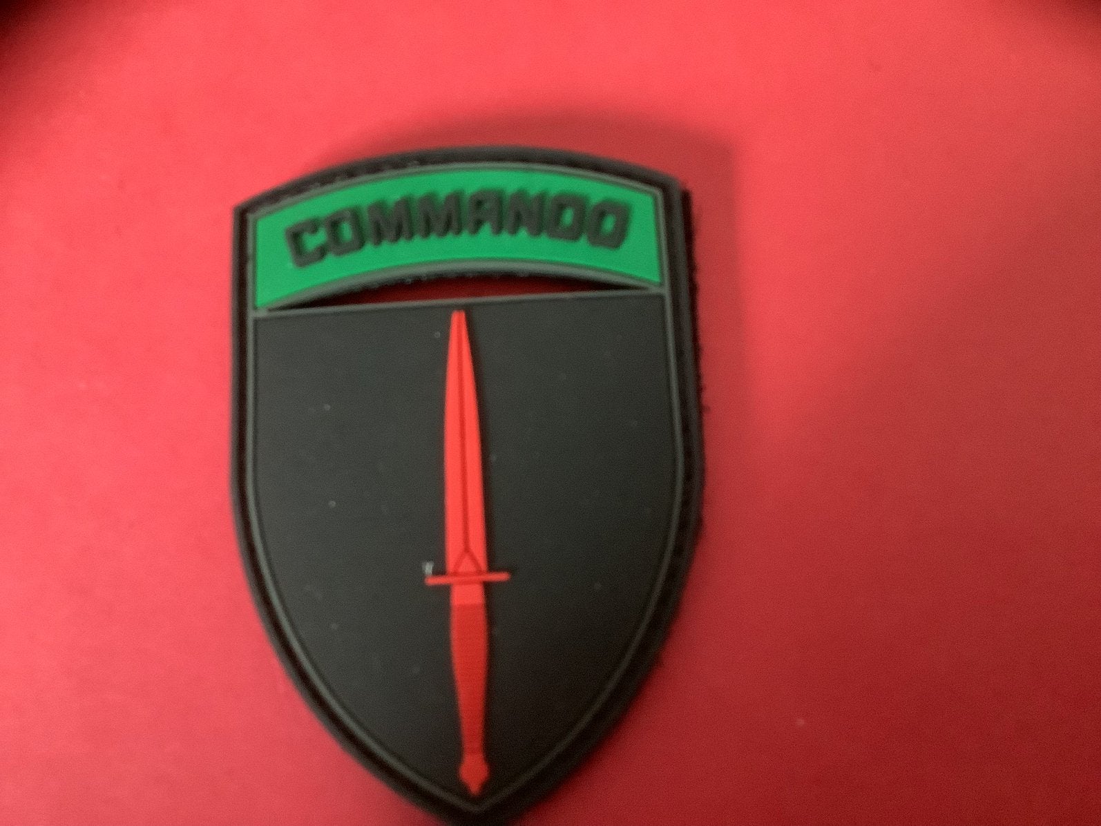 Badge van de KCT met velcro, Ophalen of Verzenden, Landmacht, Nederland, Embleem of Badge