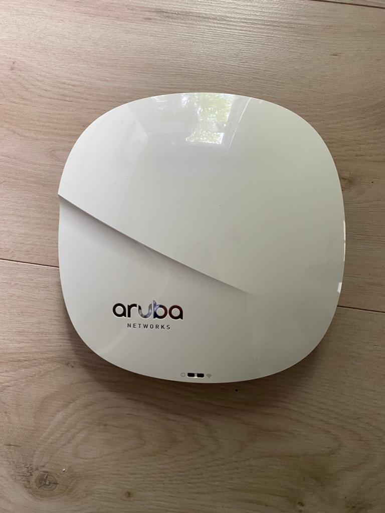 Te koop: 1x Aruba AP-325 Instant mode (IAP), Computers en Software, Accesspoints, Zo goed als nieuw, Verzenden
