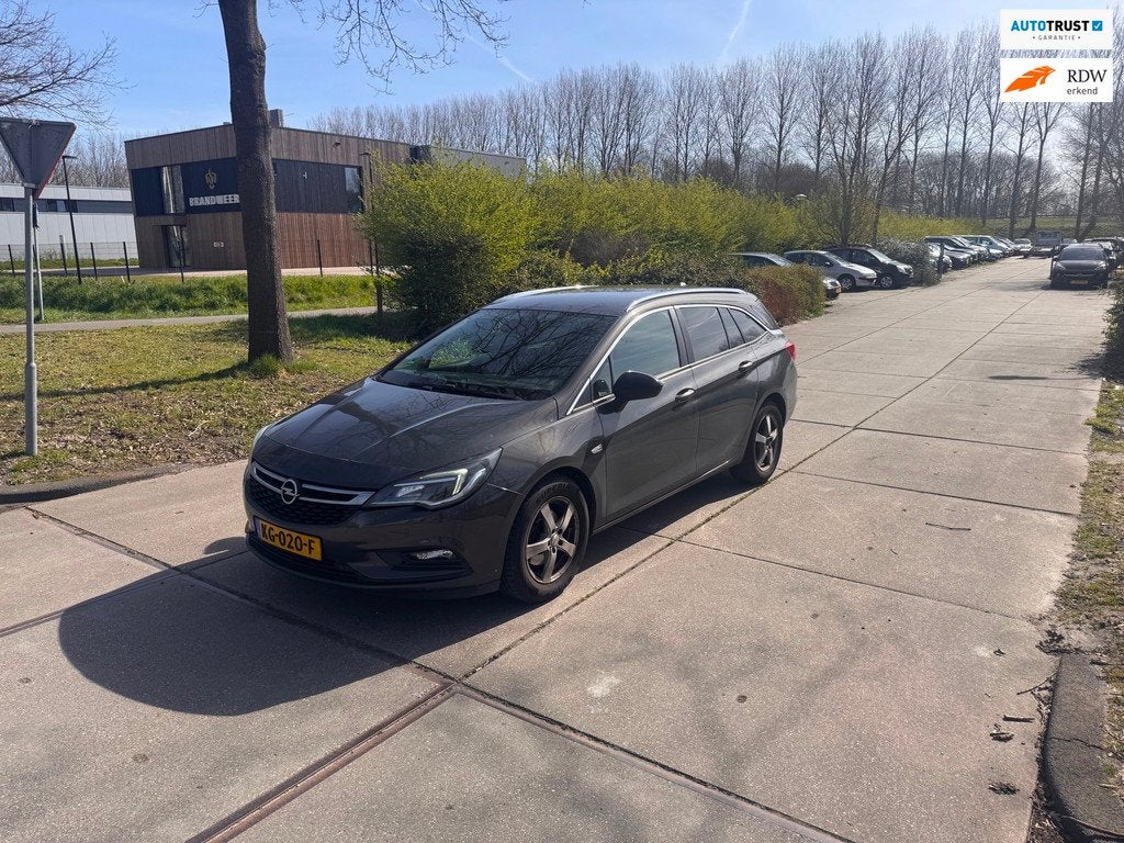 Opel Astra Sports Tourer 1.6 CDTI Business+ Navi.Clima, Voorwielaandrijving, 136 pk, Gebruikt, 4 cilinders
