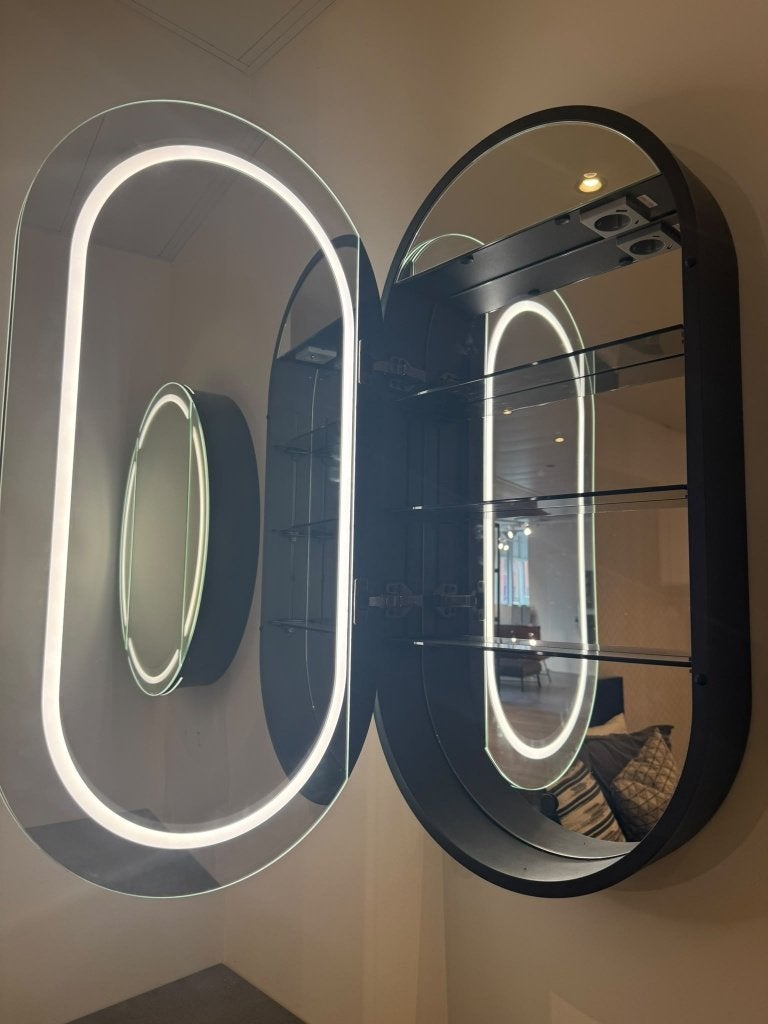 Hipp Design ovale spiegelkast met verlichting en verwarming, Huis en Inrichting, Ophalen, Minder dan 50 cm, Nieuw, Minder dan 100 cm
