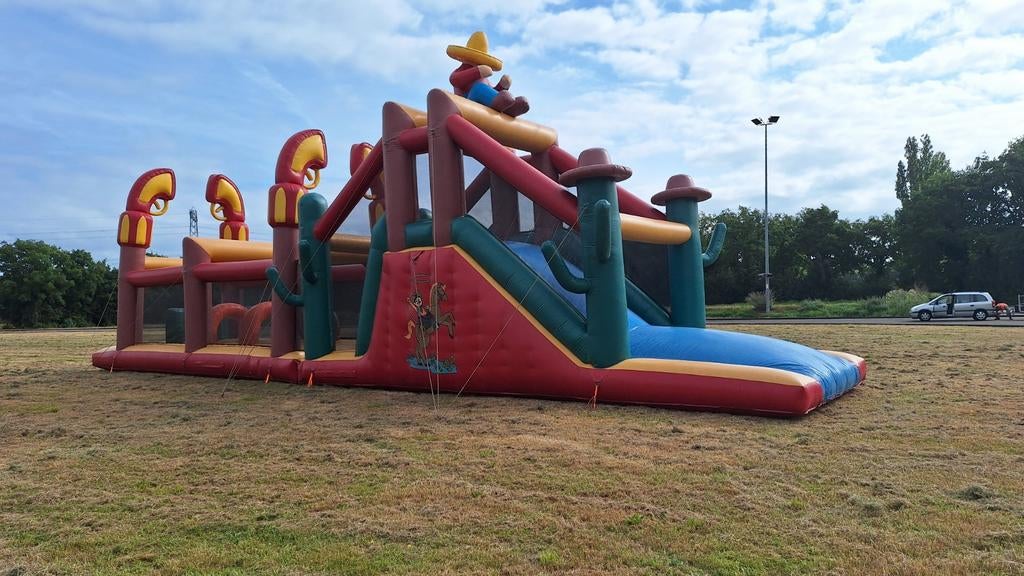 Stormbaan western run 17m te huur |Incl op en afbouw! va 175, Hobby en Vrije tijd, Feestartikelen | Verhuur, Nieuw, Overige, Ophalen