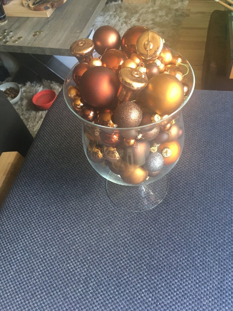 Grote glazen bokaal met bruine kerstballen, Ophalen, Zo goed als nieuw, Modern, Glas