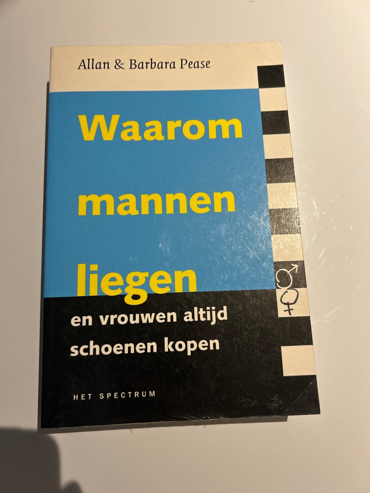 Waarom mannen liegen en vrouwen altijd schoenen kopen, Ophalen of Verzenden, Gelezen, Overige onderwerpen