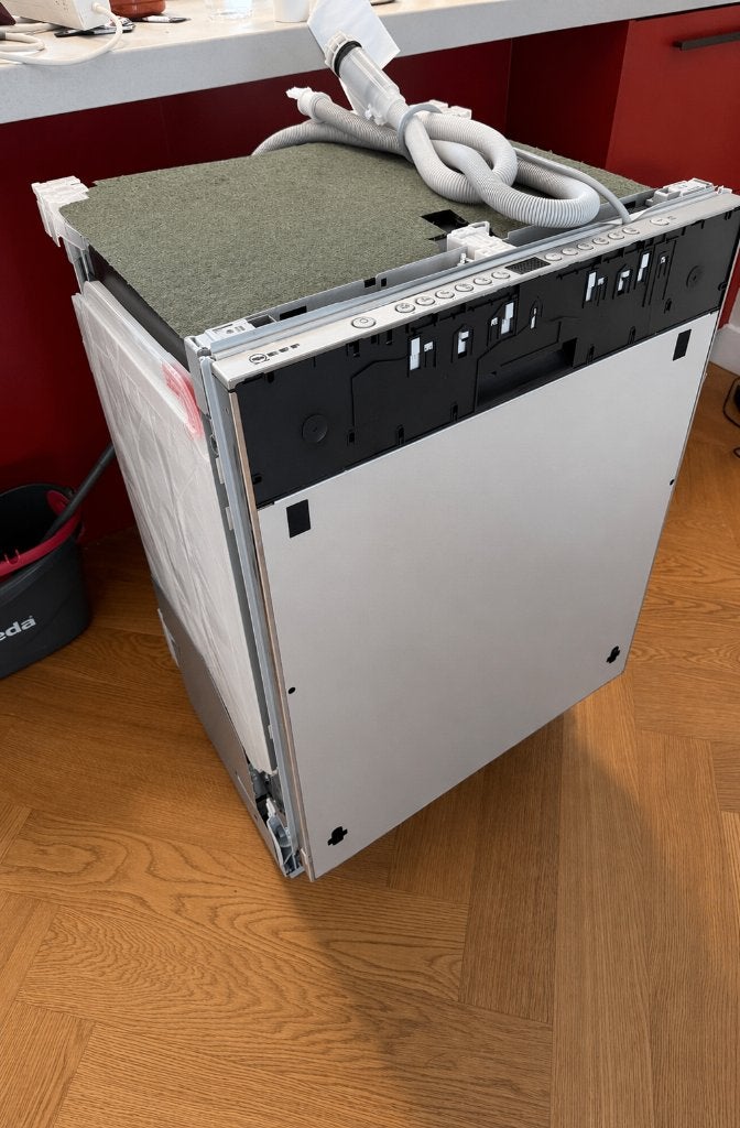 NEFF Vaatwasser SD6P1F voor onderdelen, Ophalen, Minder dan 85 cm, Minder dan 10 liter, Inbouw