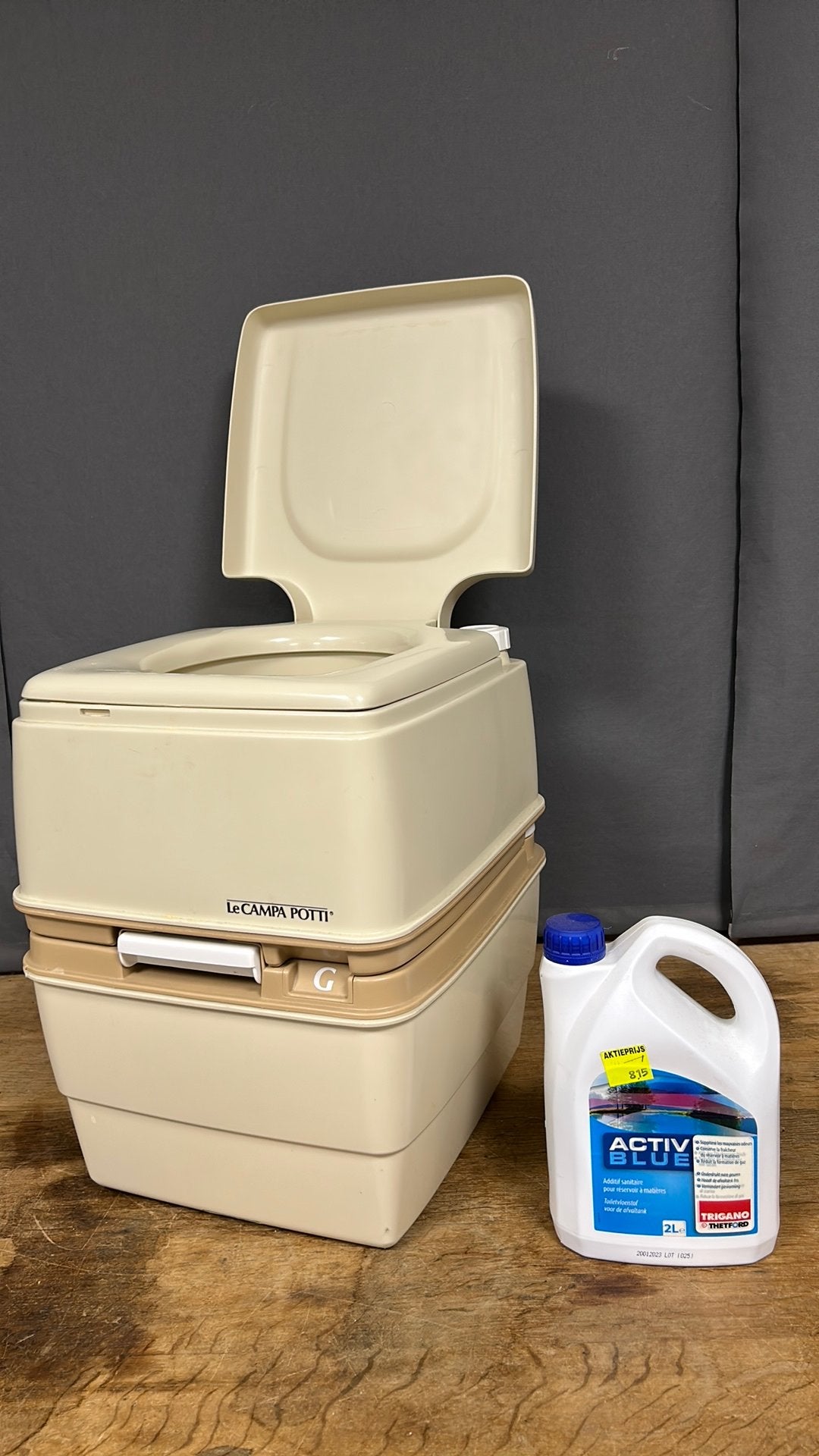 Zo goed als NIEUWE camping toilet. LeCAMPA POTTI., Ophalen of Verzenden, Zo goed als nieuw