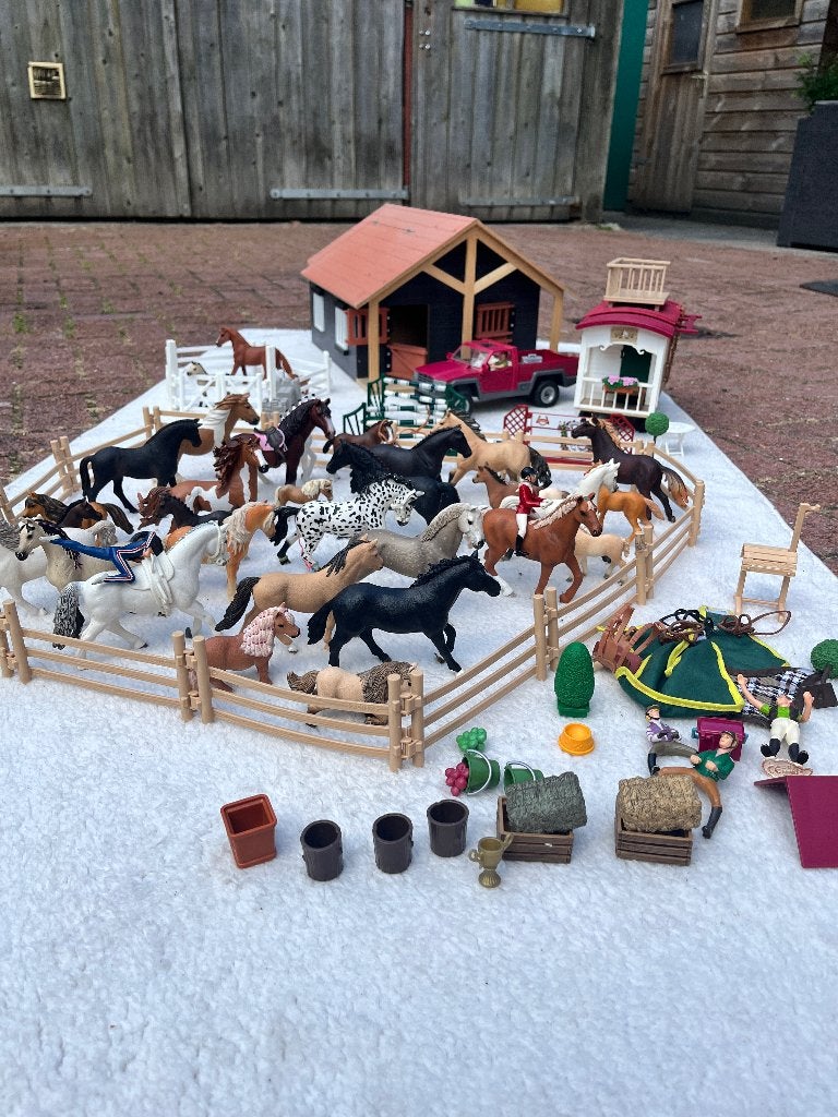 Schleich, los of als set, Ophalen of Verzenden, Zo goed als nieuw, Jongen of Meisje