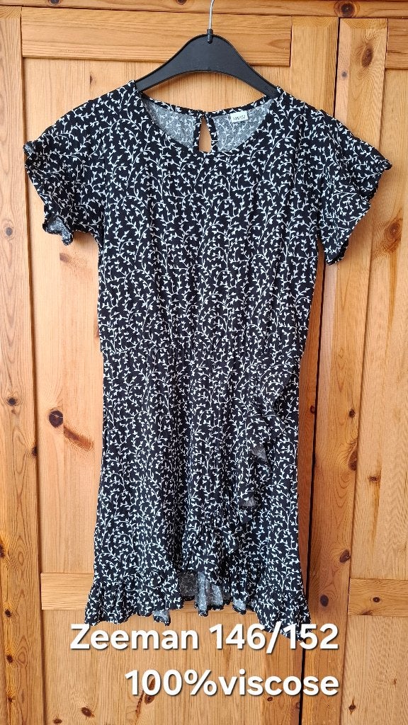 Zeeman Jurk maat 146 in mooie staat!, Zeeman, Meisje, Ophalen of Verzenden, Zo goed als nieuw