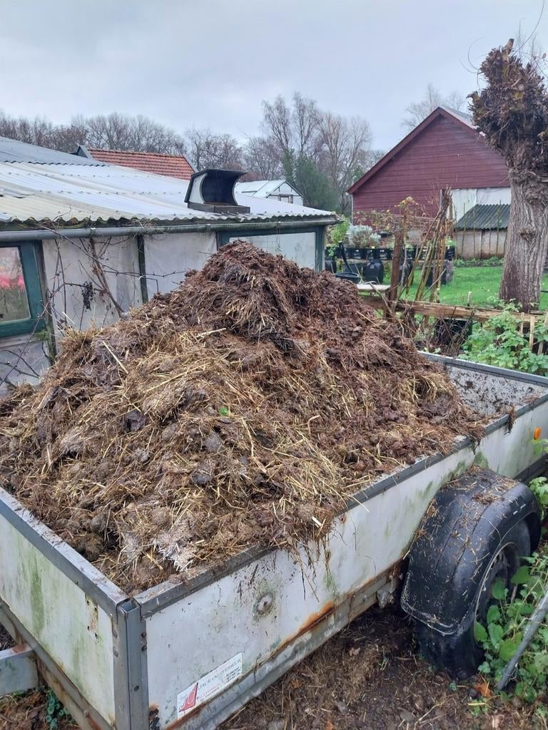 Mest paardenmest, Tuin en Terras, Aarde en Mest, Ophalen