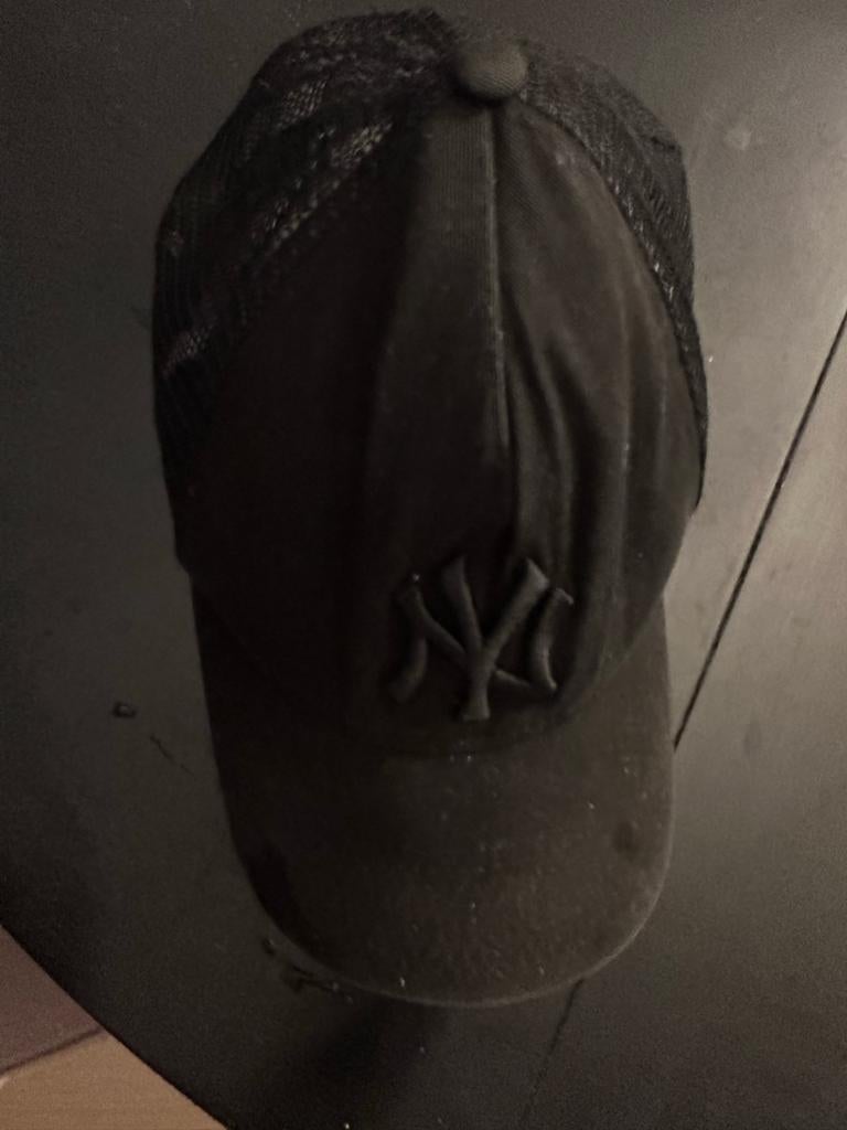 Zwarte NY Yankees Trucker Cap, Ophalen, Gedragen, One size fits all, Pet