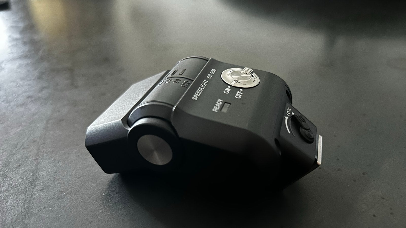 Nikon Speedlight SB-300 flitser, Ophalen of Verzenden, Zo goed als nieuw, Nikon, Kantelbaar