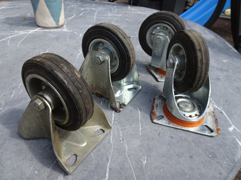 Zwenkwielen, Ophalen of Verzenden, Gebruikt
