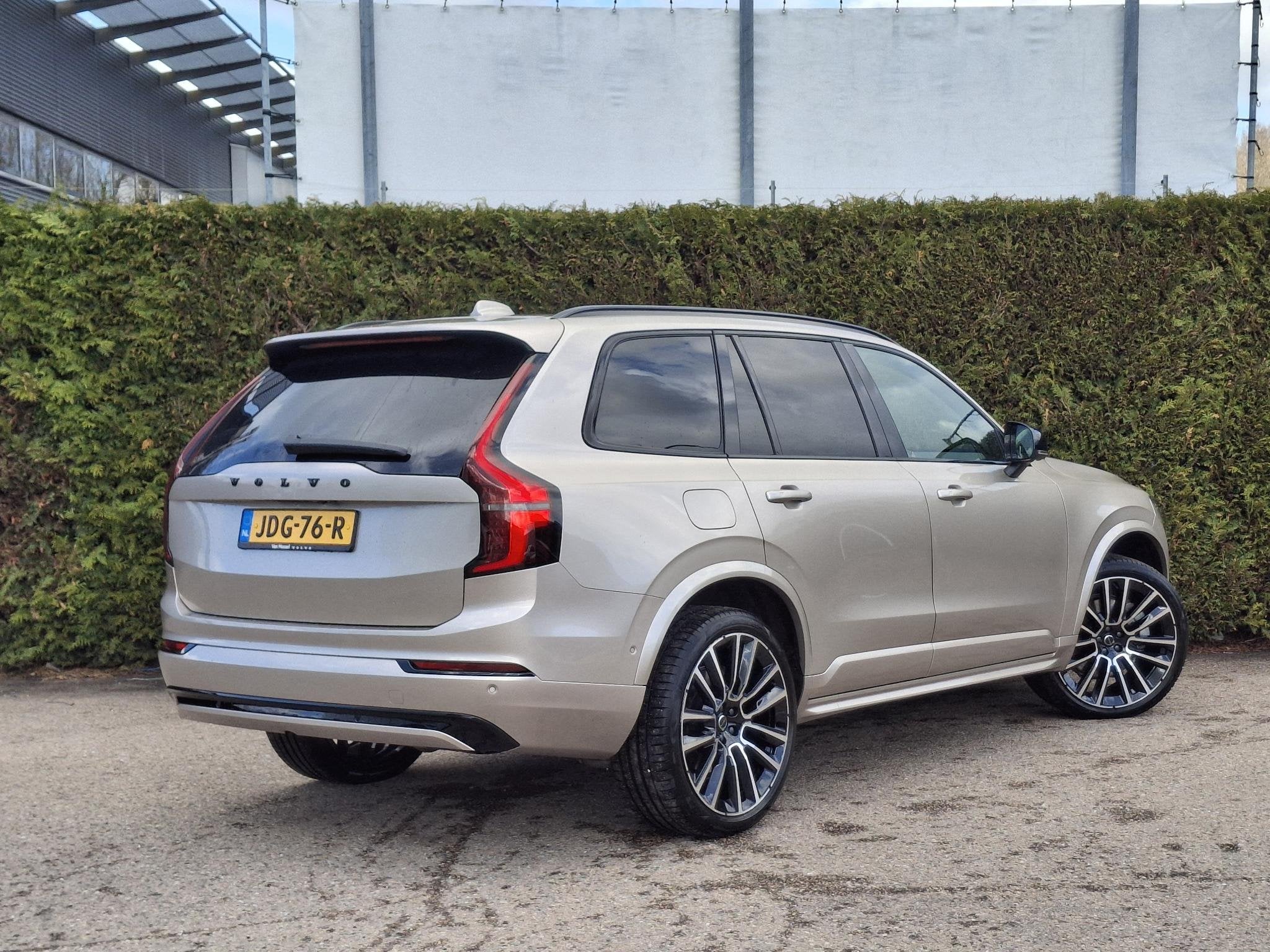 Volvo XC90 T8 Plug-in hybrid AWD Ultra Dark | Luchtvering |, Gebruikt, Euro 6, 4 cilinders, Vierwielaandrijving