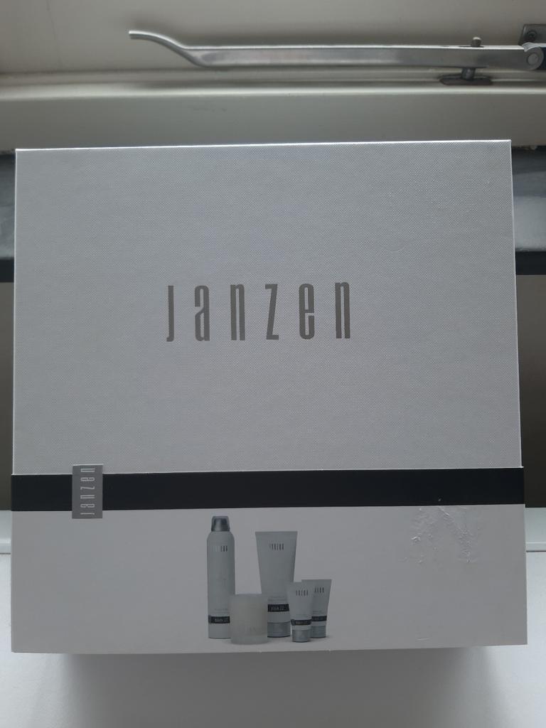 Janzen Cadeauset Black 22, Sieraden, Tassen en Uiterlijk, Uiterlijk | Lichaamsverzorging, Verzenden, Nieuw, Overige typen